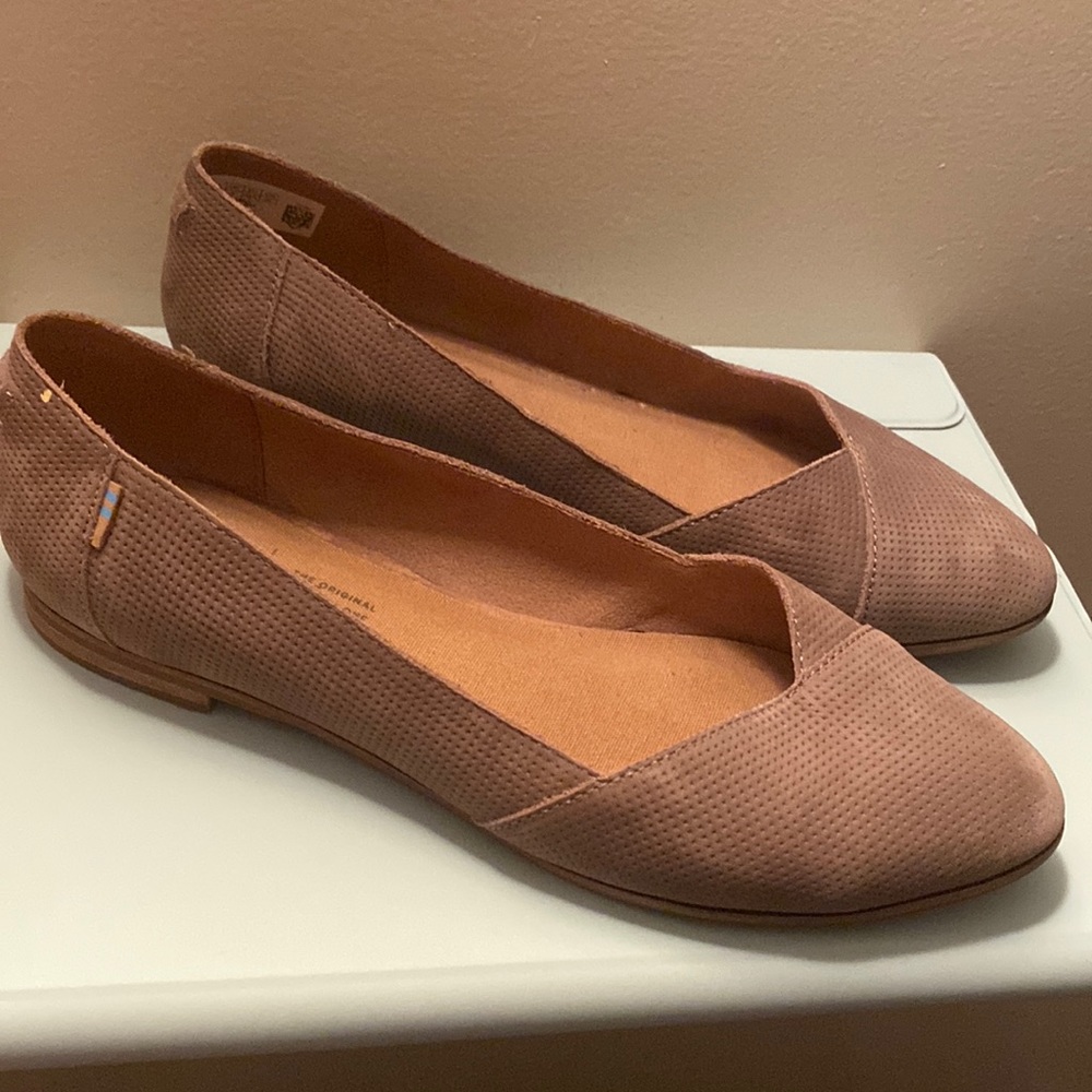 Toms size 8
